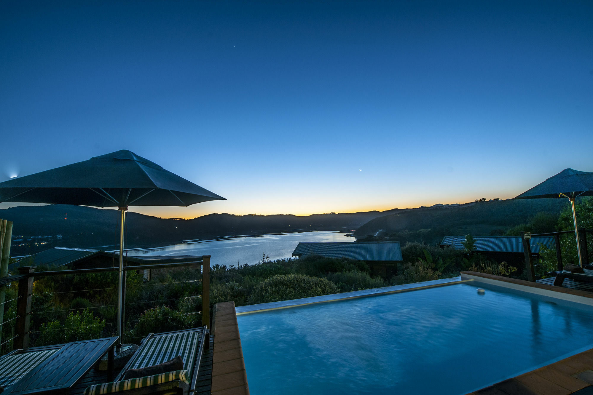 Elephant Hide Of Knysna Guest Lodge Экстерьер фото